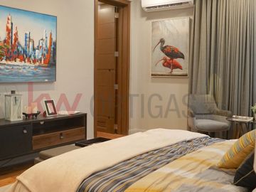 Brand New 5-Storey Townhouse with Elevator for Sale in Tomas Morato, QC