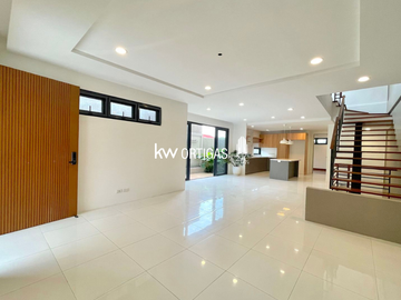 Brand New Premium Duplex with Elevator for Sale in AFPOVAI Subdivision, Taguig