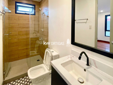 Brand New Premium Duplex with Elevator for Sale in AFPOVAI Subdivision, Taguig