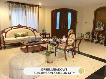 3-Storey Duplex House for Sale in Greenmeadows Subdivision, Quezon City