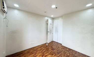 87sqm Valencia Hills Tower A Condo with balcony and Parking FOR SALE in QC