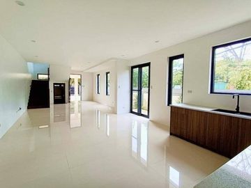 For Sale Three Storey Newly Built Duplex Type Houses in San Fernando Pampanga