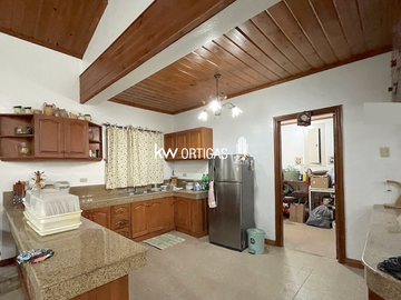 Nice and Cozy House for Sale in Richmore Land Subdivision, Tagaytay