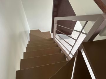 3 BRs and 2 CRs Townhouse with Balcony Near Malls and Schools in Tanza, Cavite