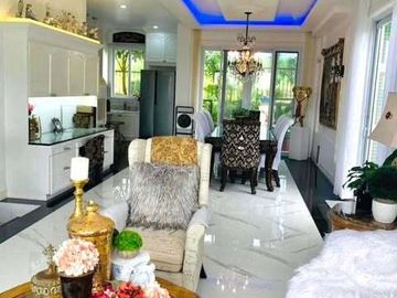 6BR Rest House For Sale in Splendido Taal Tagaytay