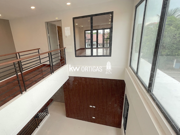 Brand New Spacious Duplex with Elevator for Sale in AFPOVAI Subdivision, Taguig