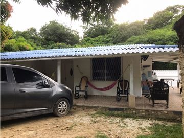 Venta de casa campestre con árboles frutales Bonda - Santa Marta