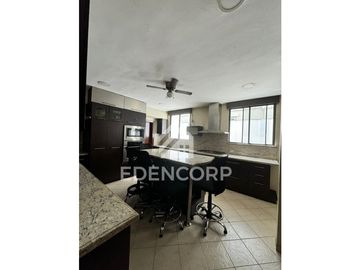 Casa en Urb. Palmar del Río