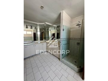Casa en Urb. Palmar del Río