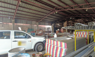 FOR SALE: Mindanao Avenue, Warehouse + 2 Storey Apartment