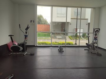 Vendo Casa Hermosa En Ciudad Country, Conjunto Residencial Azor, Jamundi