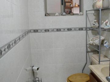Amplia casa en venta, Fraccionamiento Oceanía.