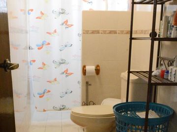 Amplia casa en venta, Fraccionamiento Oceanía.