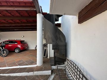 Venta Casa sola en Lomas de Atzingo  zona norte Cuernavaca Mor