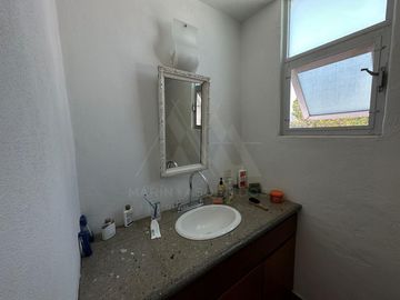 Venta Casa sola en Lomas de Atzingo  zona norte Cuernavaca Mor