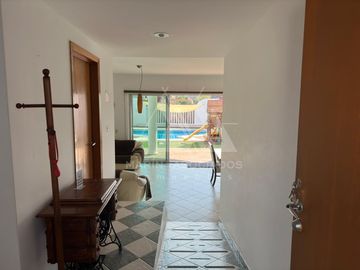 Venta Casa sola en Lomas de Atzingo  zona norte Cuernavaca Mor