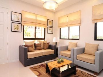 House and Lot at for Sale in Sentosa at Calamba Laguna