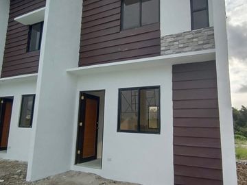 2 BEDROOMS TOWNHOUSE FOR SALE IN TRECE MARTIRES CAVITE