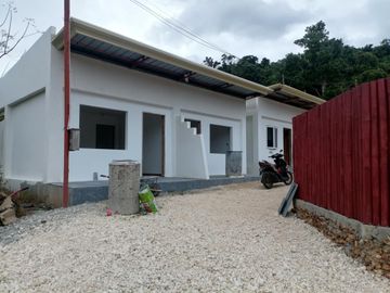 APARTMENT UNIT FOR SALE IN SAN JUAN SIQUIJOR SIQ0161