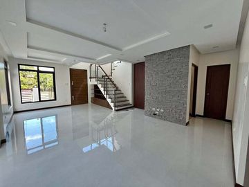 238 sqm 4-Bedroom House with 2-Car Garage in Nuvali Area, Sta. Rosa City