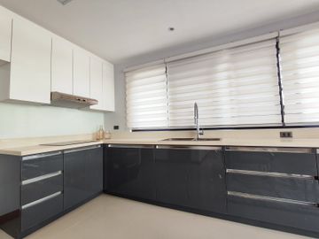 Furnished Cubao Quezon City Brand New Townhouse nr P. Tuazon, Ali Mall SD