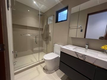 Furnished Cubao Quezon City Brand New Townhouse nr P. Tuazon, Ali Mall SD