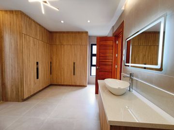 Elegant Modern Brandnew House and Lot for Sale in Pasig Brandnew-MD