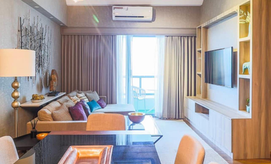 104 sqm Shang Salcedo Place Condo with 2br and 1 Parking Slot in Makati