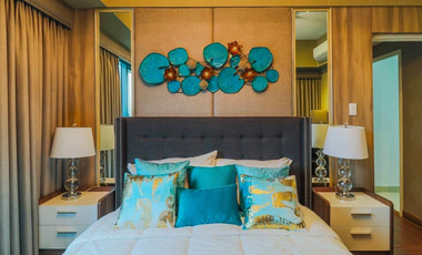 104 sqm Shang Salcedo Place Condo with 2br and 1 Parking Slot in Makati