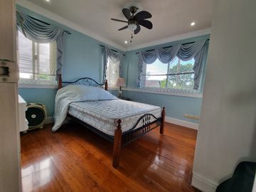 2-STOREY 4 BEDROOM HOUSE WITH ATTIC