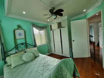 2-STOREY 4 BEDROOM HOUSE WITH ATTIC