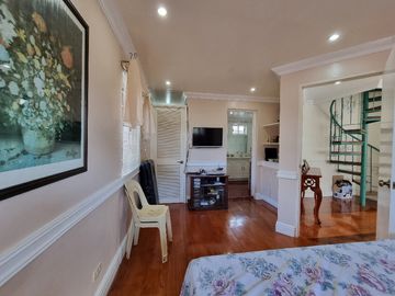 2-STOREY 4 BEDROOM HOUSE WITH ATTIC