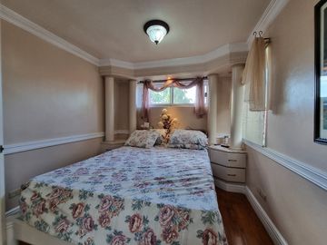 2-STOREY 4 BEDROOM HOUSE WITH ATTIC