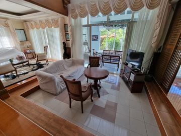 2-STOREY 4 BEDROOM HOUSE WITH ATTIC