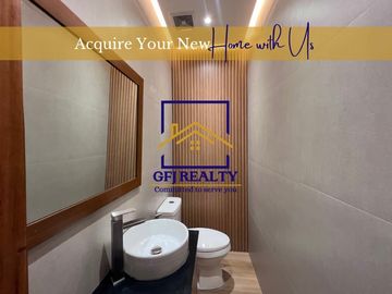 For Sale: Newly Build Modern Elegant Home with 5 Bedrooms with Pool in Pampanga