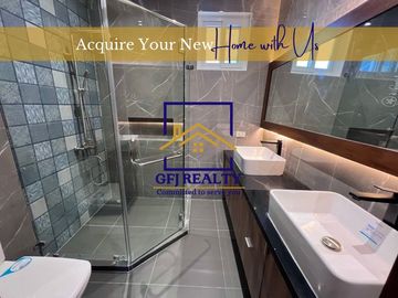 For Sale: Newly Build Modern Elegant Home with 5 Bedrooms with Pool in Pampanga