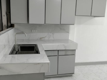 73sqm Newly renovated Condo W/ Parking FOR LEASE in Yulo Plaza Townhomes, Makati