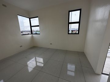 For Sale Two Storey House and Lot in San Fernando Pampanga