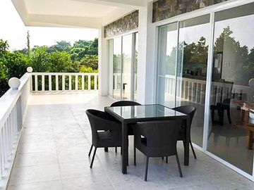 3BR Condo for Sale in Ocean Heights Residences Boracay Aklan RH19101 in Malay