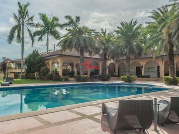 EXQUISITE HOUSE AND LOT @ VALENZA FOR SALE
