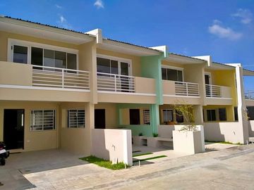 3 Bedrooms House in Neuville Homes Pre-Selling unit in Sanja Mayor Tanza Cavite