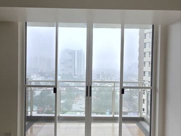 Rush! 3 Bedroom Condo for Sale at Allegra Garden Place, Pasig City