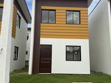 3 BEDROOMS HOUSE AND LOT FOR SALE IN PABLO LAGUNA