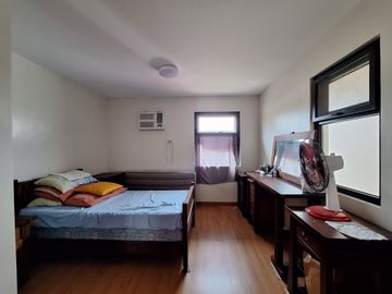 5BR House and Lot for Sale in Lower Antipolo along Marcos Highway near SM Malls