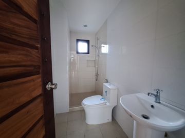 5BR House and Lot for Sale in Lower Antipolo along Marcos Highway near SM Malls