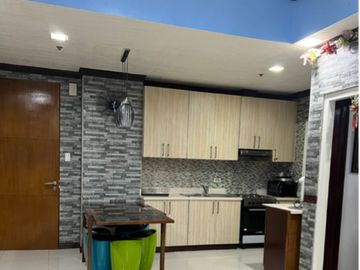 2-Bedroom Unit with Parking For Sale in Tagaytay Highlands, Tagaytay