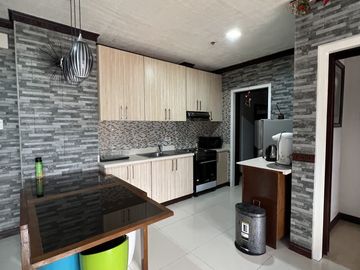 2-Bedroom Unit with Parking For Sale in Tagaytay Highlands, Tagaytay