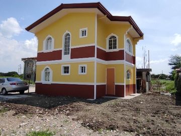3 Bedrooms House and lot For Sale In Imus