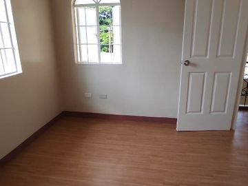 3 Bedrooms House and lot For Sale In Imus