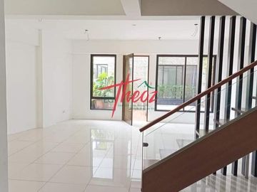 High-End 3br Townhouse @ San Juan City For Sale